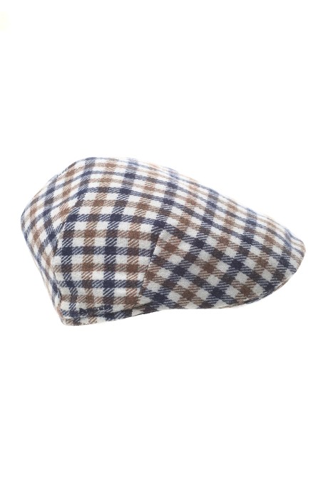 Shop AQUASCUTUM  Hat: Aquascutum flat cap hat in wool blend. 
Composition: 55% wool, 45% polyester.
Made in Italy.. FLAT 2 R6 M022-VU